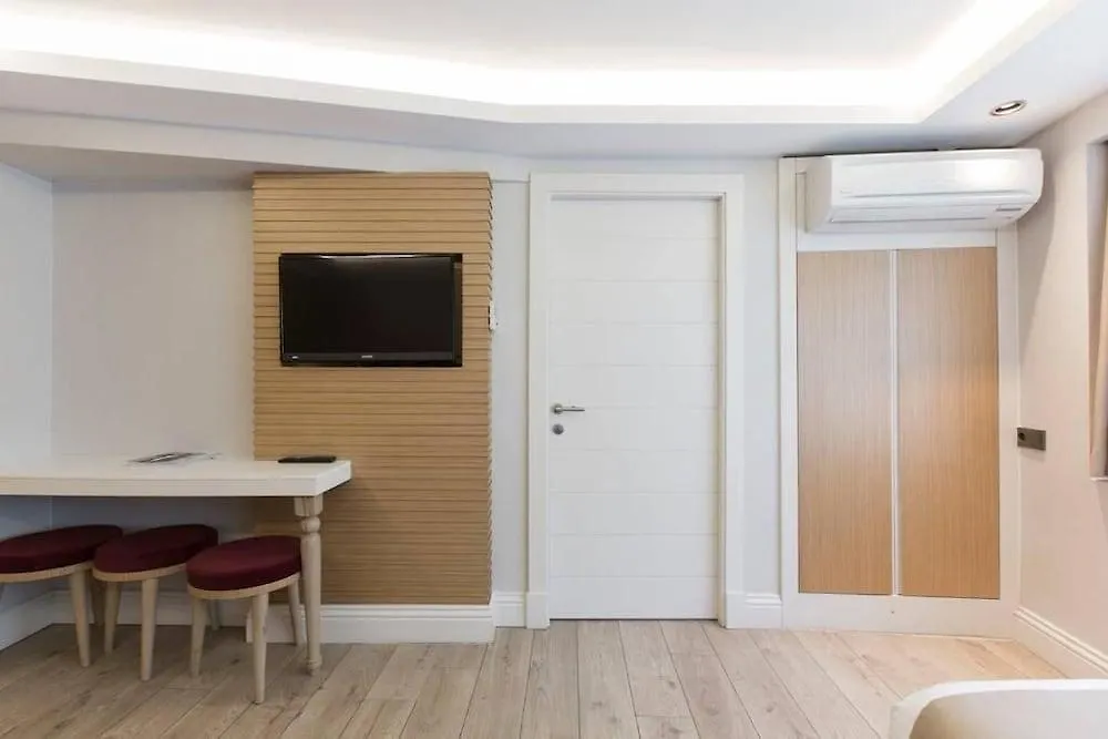 Carina Park Suites Nisantasi Istanbul 4*,