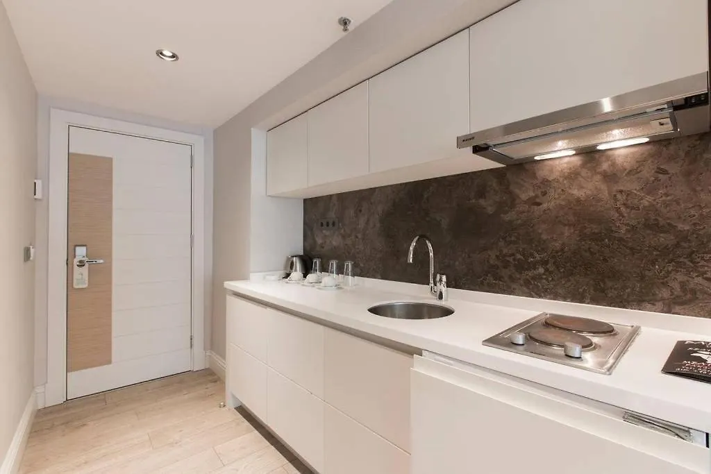 Carina Park Suites Nisantasi Istanbul 4*,