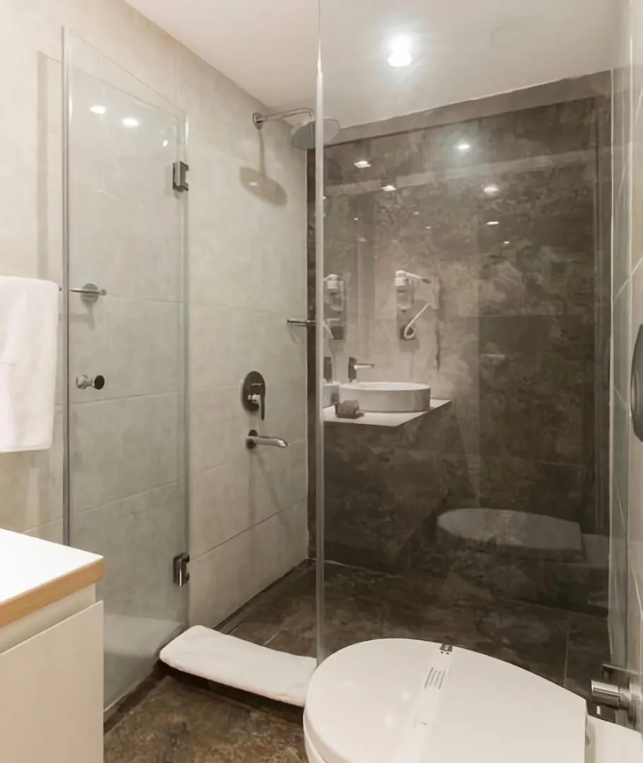 Carina Park Suites Nisantasi Istanbul 4*,